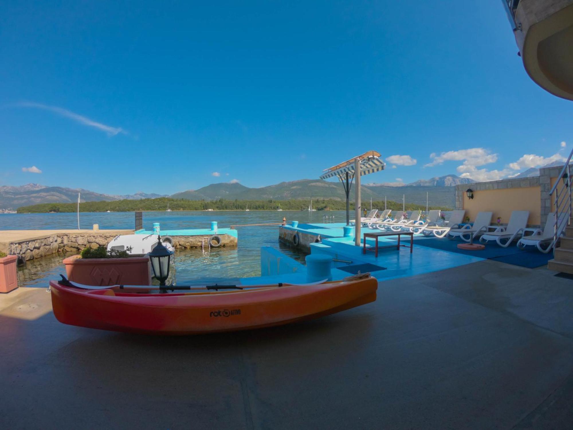 Porto Del Sole Apartments Tivat Eksteriør bilde