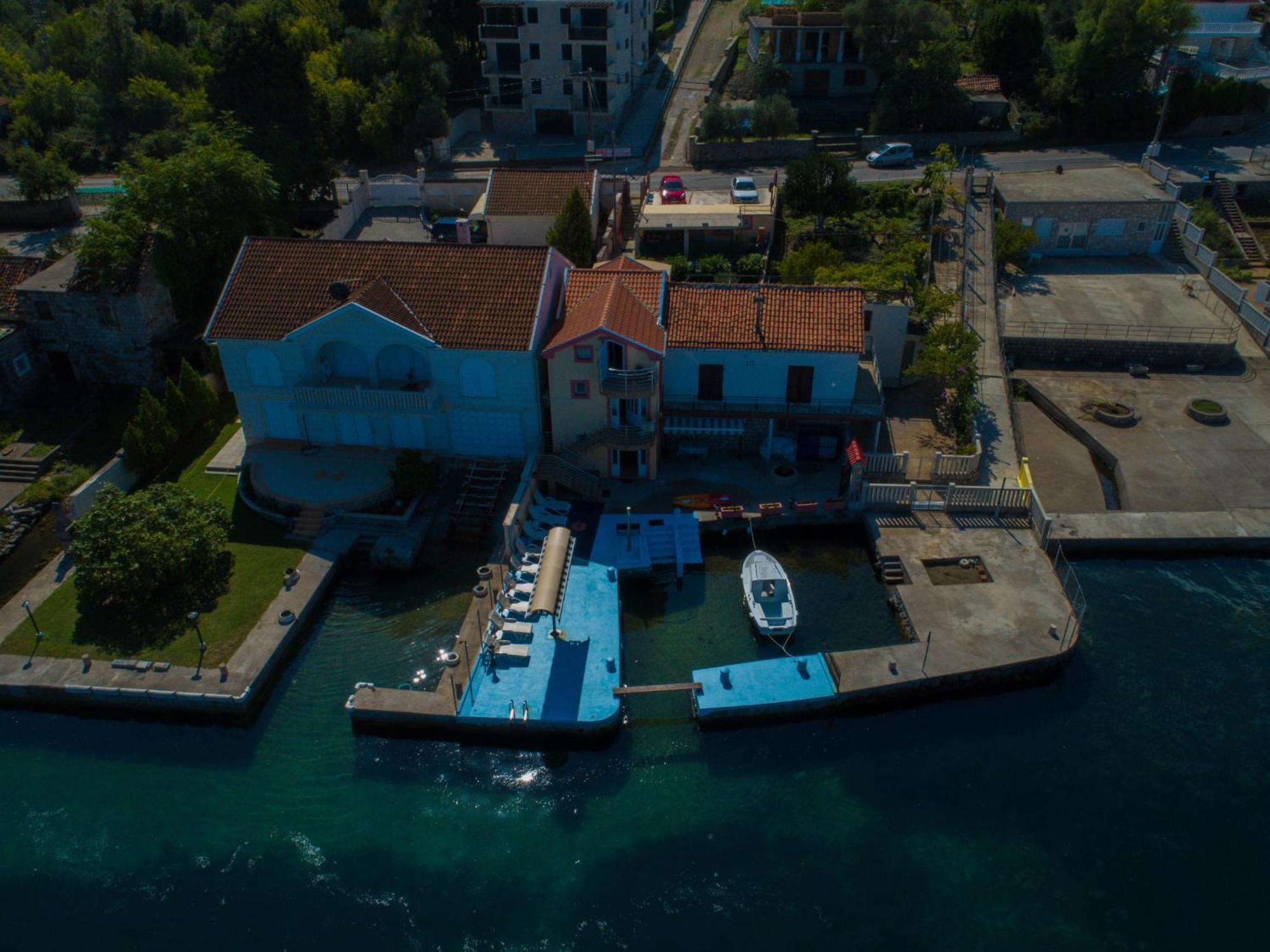 Porto Del Sole Apartments Tivat Eksteriør bilde