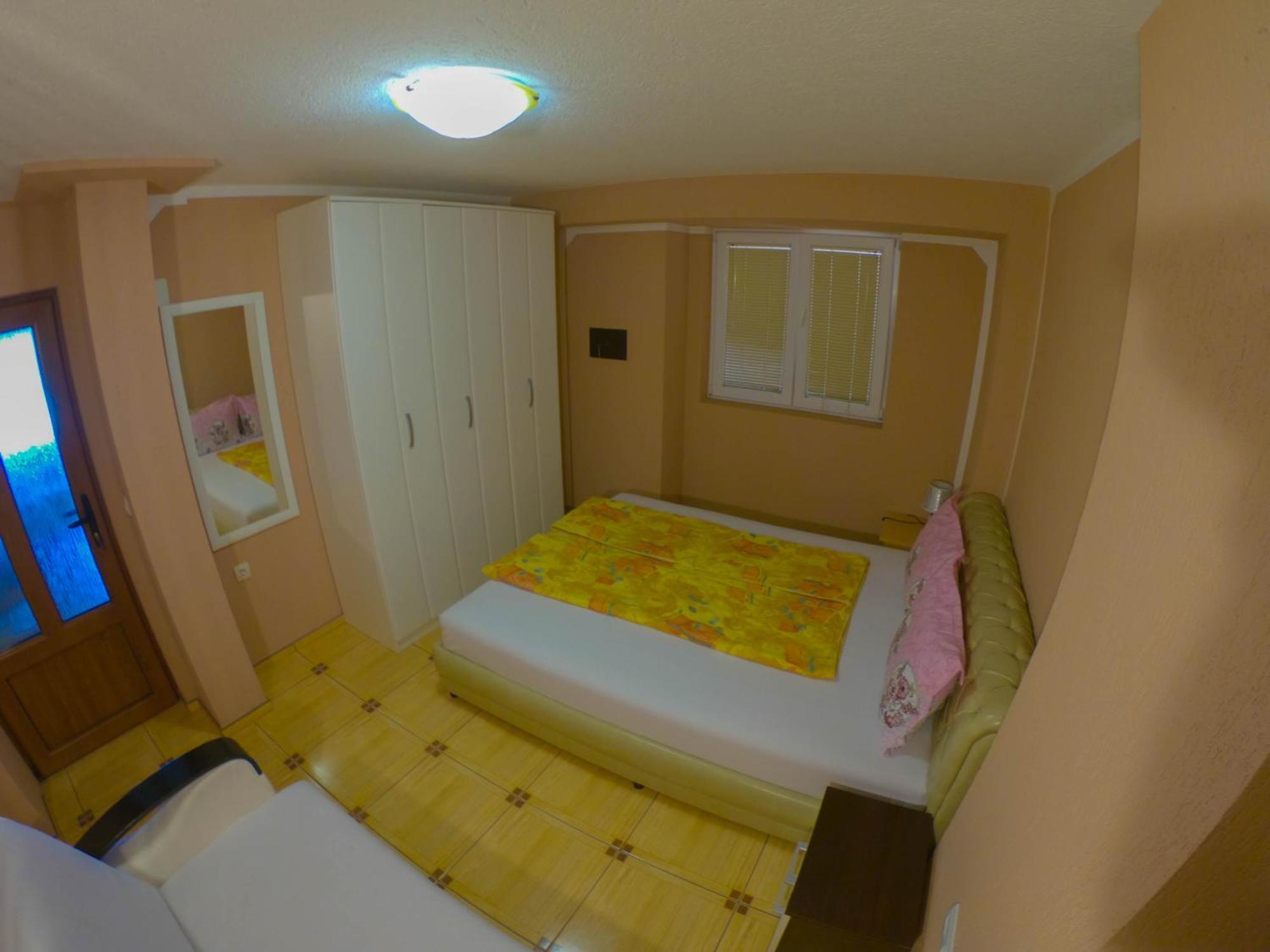 Porto Del Sole Apartments Tivat Eksteriør bilde