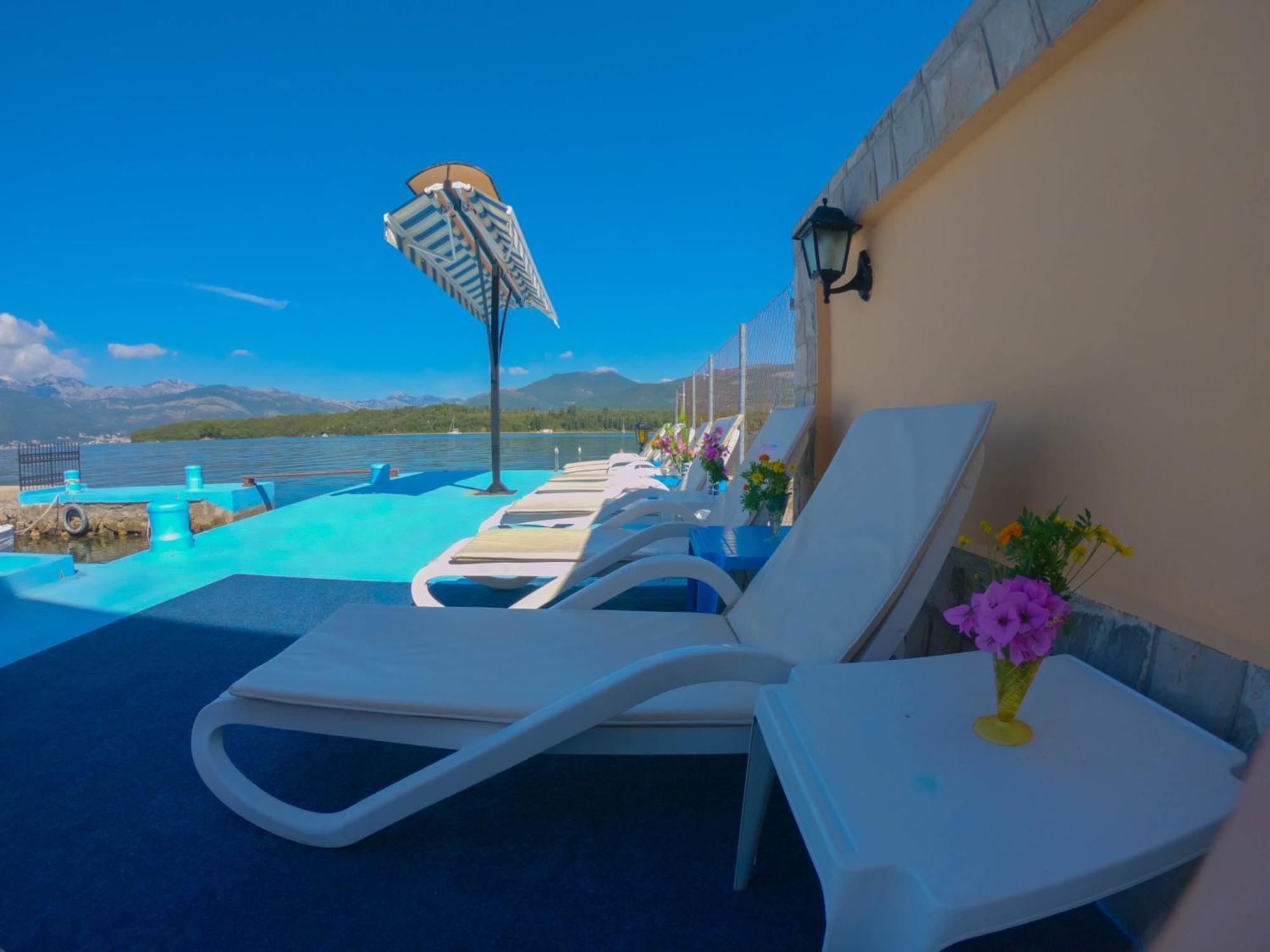 Porto Del Sole Apartments Tivat Eksteriør bilde