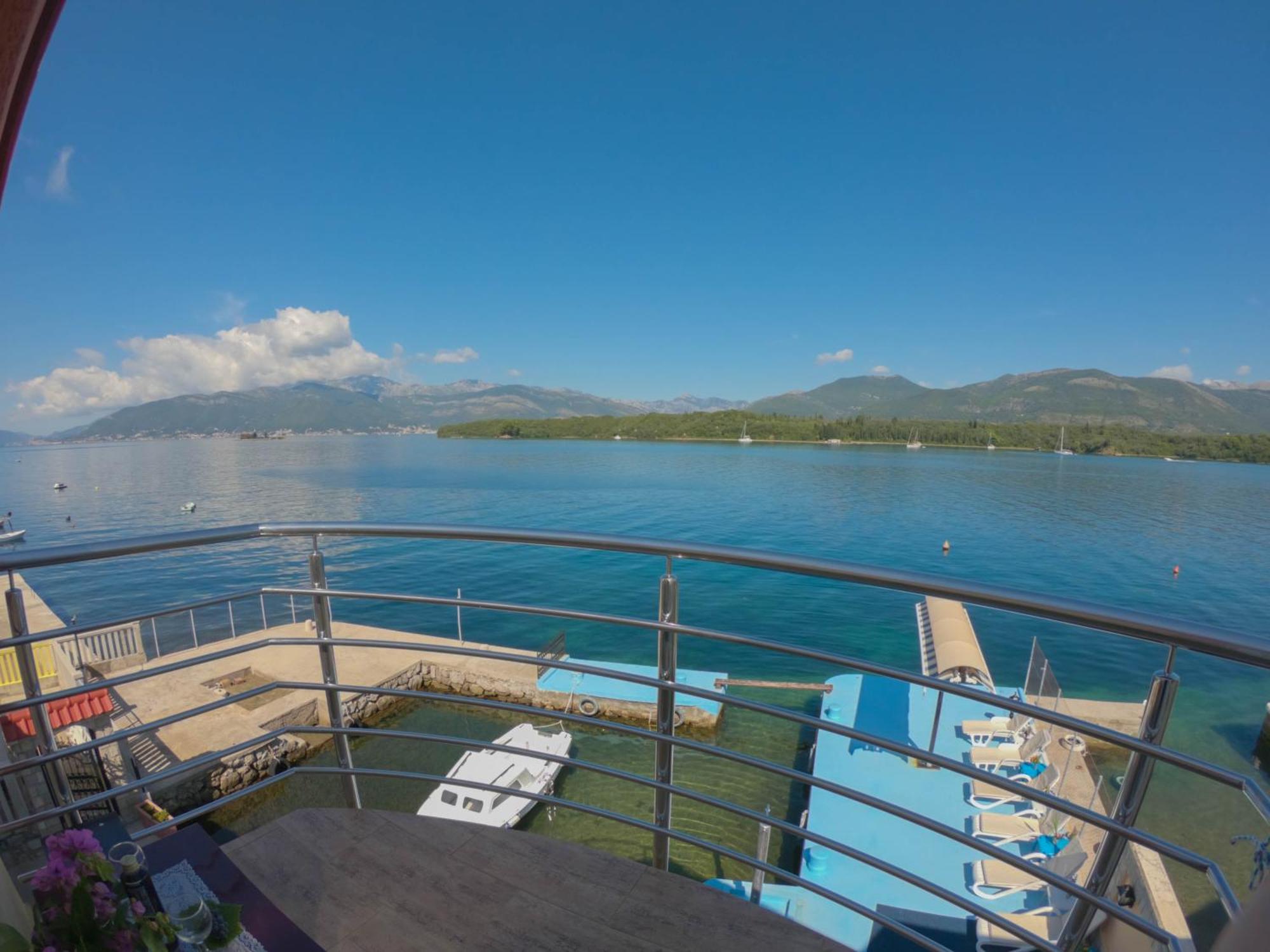 Porto Del Sole Apartments Tivat Eksteriør bilde