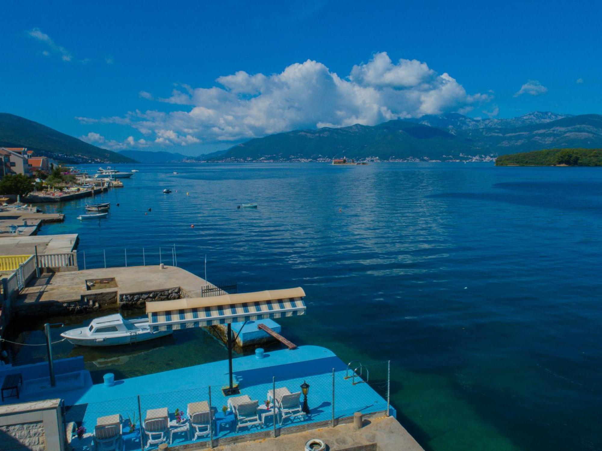 Porto Del Sole Apartments Tivat Eksteriør bilde