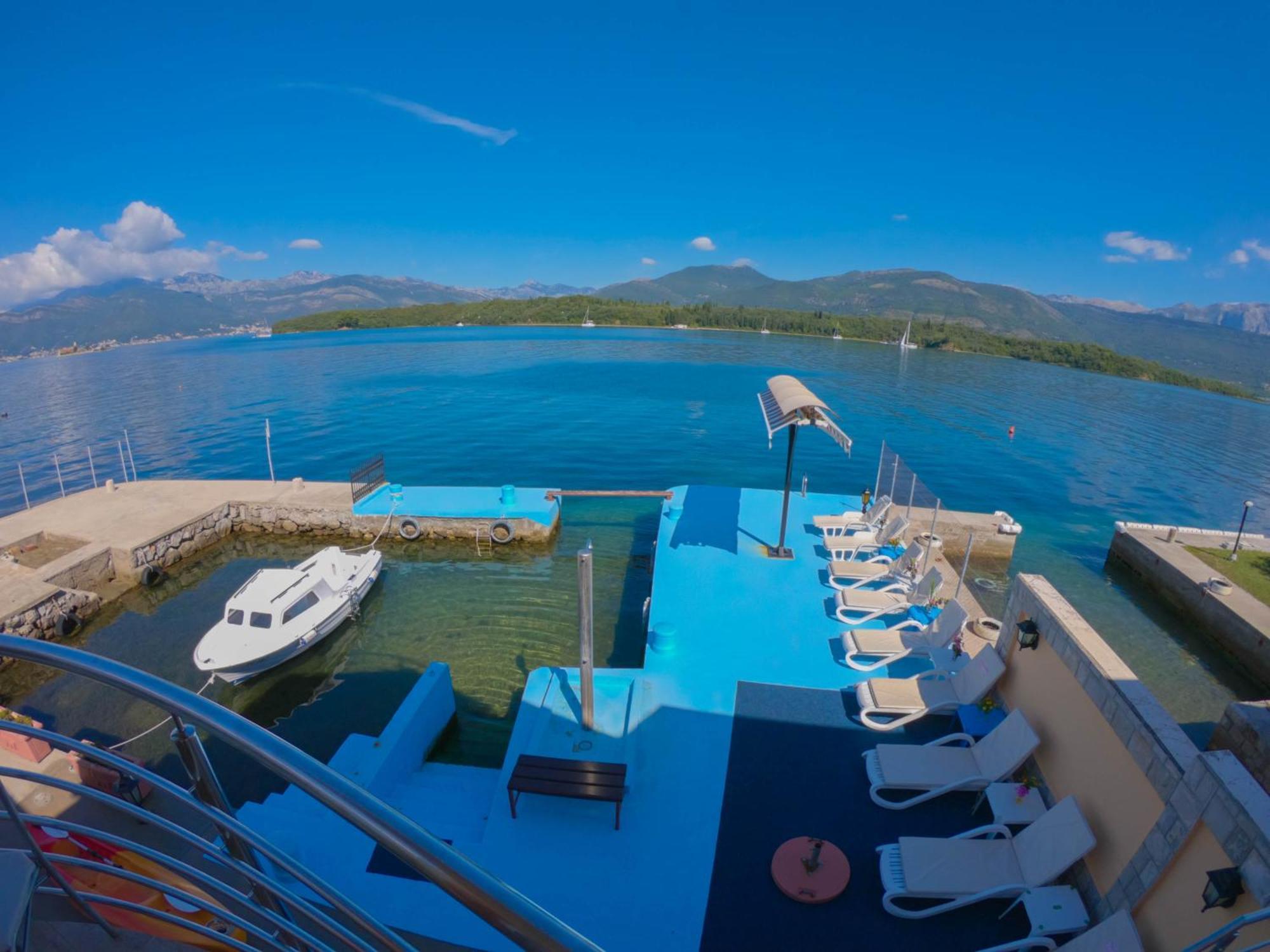 Porto Del Sole Apartments Tivat Eksteriør bilde