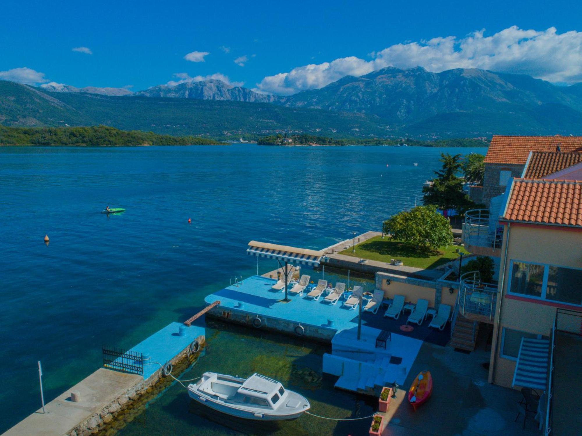 Porto Del Sole Apartments Tivat Eksteriør bilde
